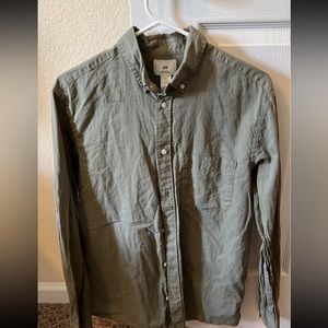 H&M Men’s Button Up Shirt